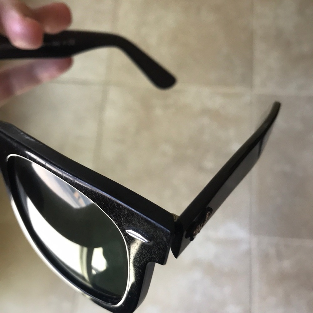 Additional pics ray bans